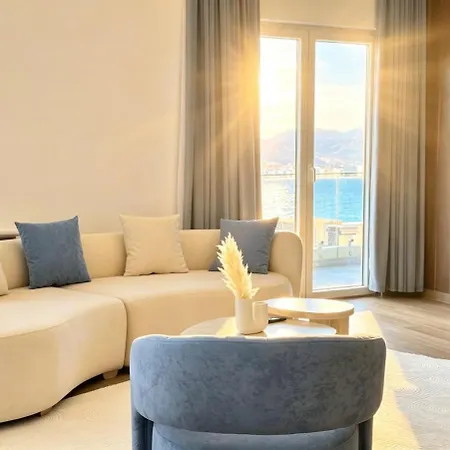 Skyline Penthouse At Iliyonis Catamaran Vi